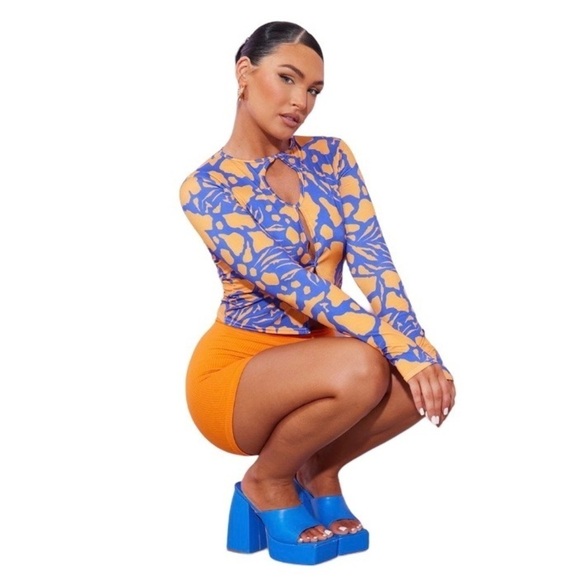 Pretty Little Thing Keyhole Animal Print Long Sleeve Crop Top Nwt Size 2 - Picture 7 of 7